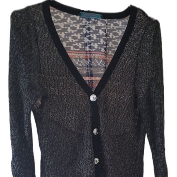 Julie's Closet Lightweight Green Cardigan Front/Aztec Style Attached back - Picture 2 of 3